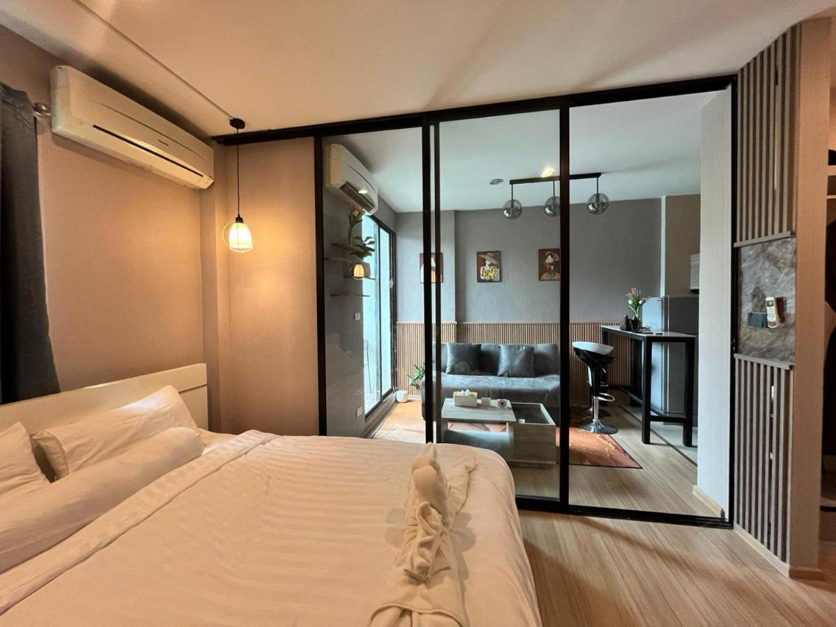 Zcape1 Boat Avenue * Phuket