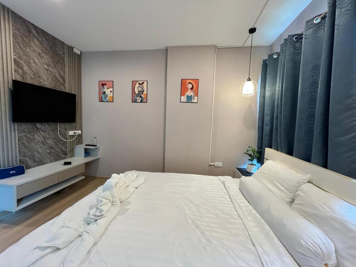 Zcape1 Boat Avenue Phuket