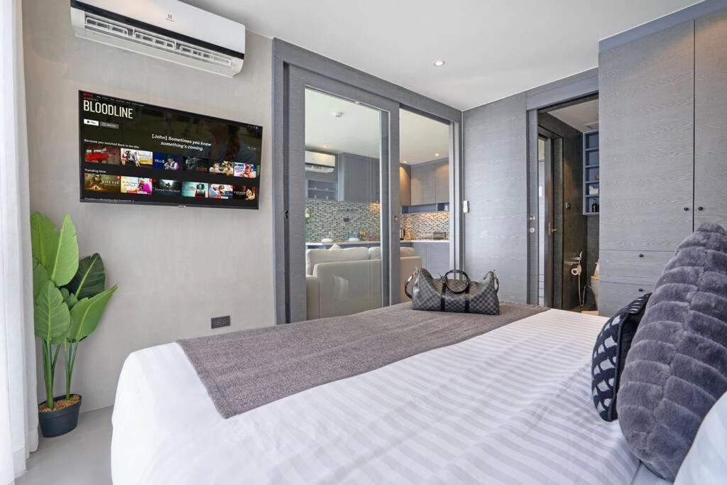 Luxury With 5 Stars Facilities Mountain View