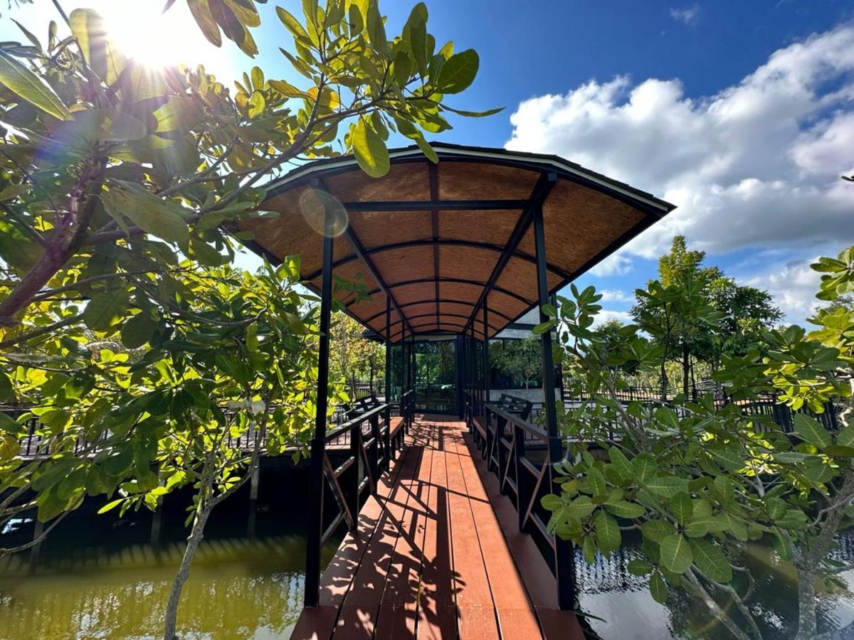 Chalet The Beatles Lagoon Chalong
