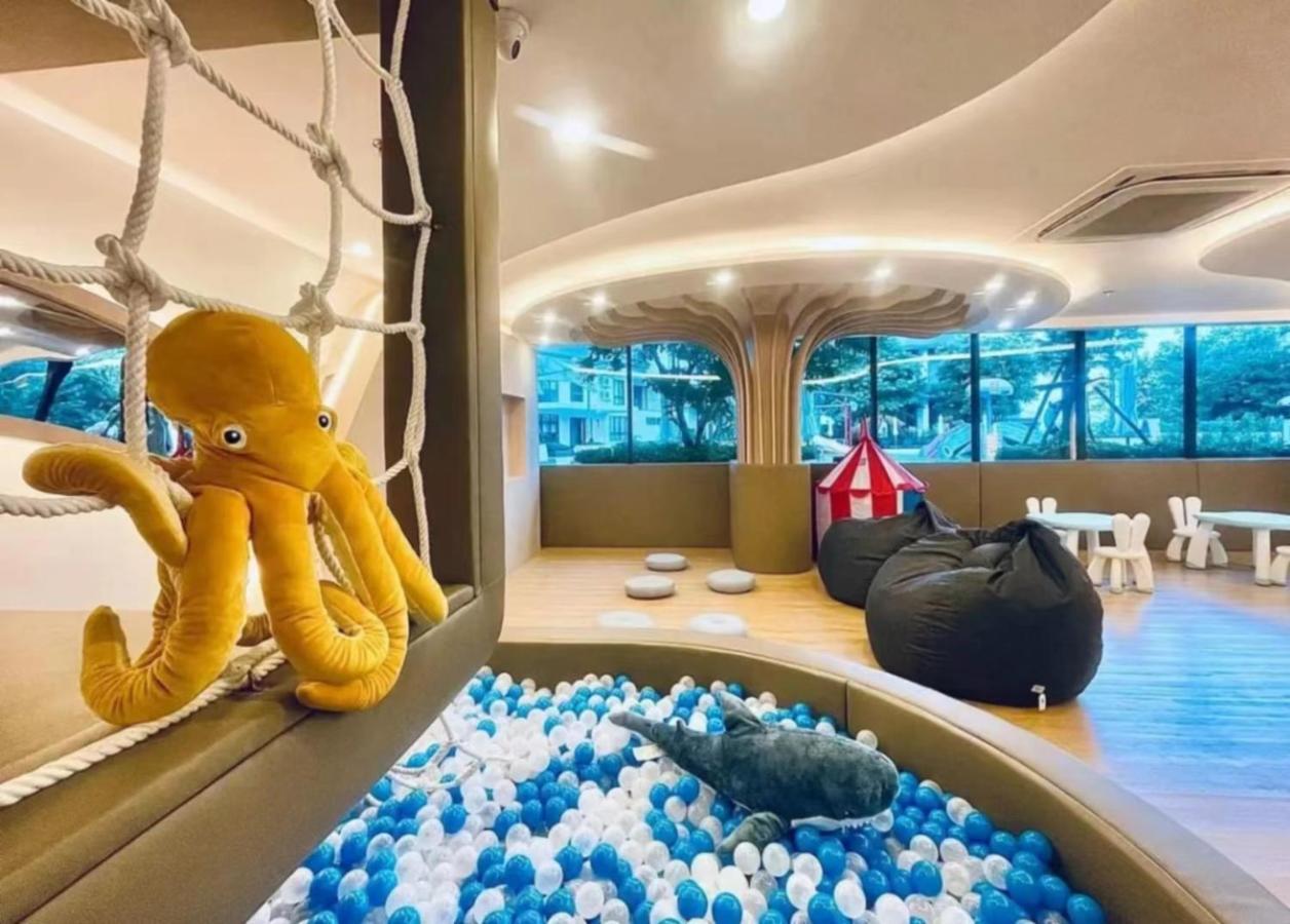 Water Park 200m Nai King Bedroom *