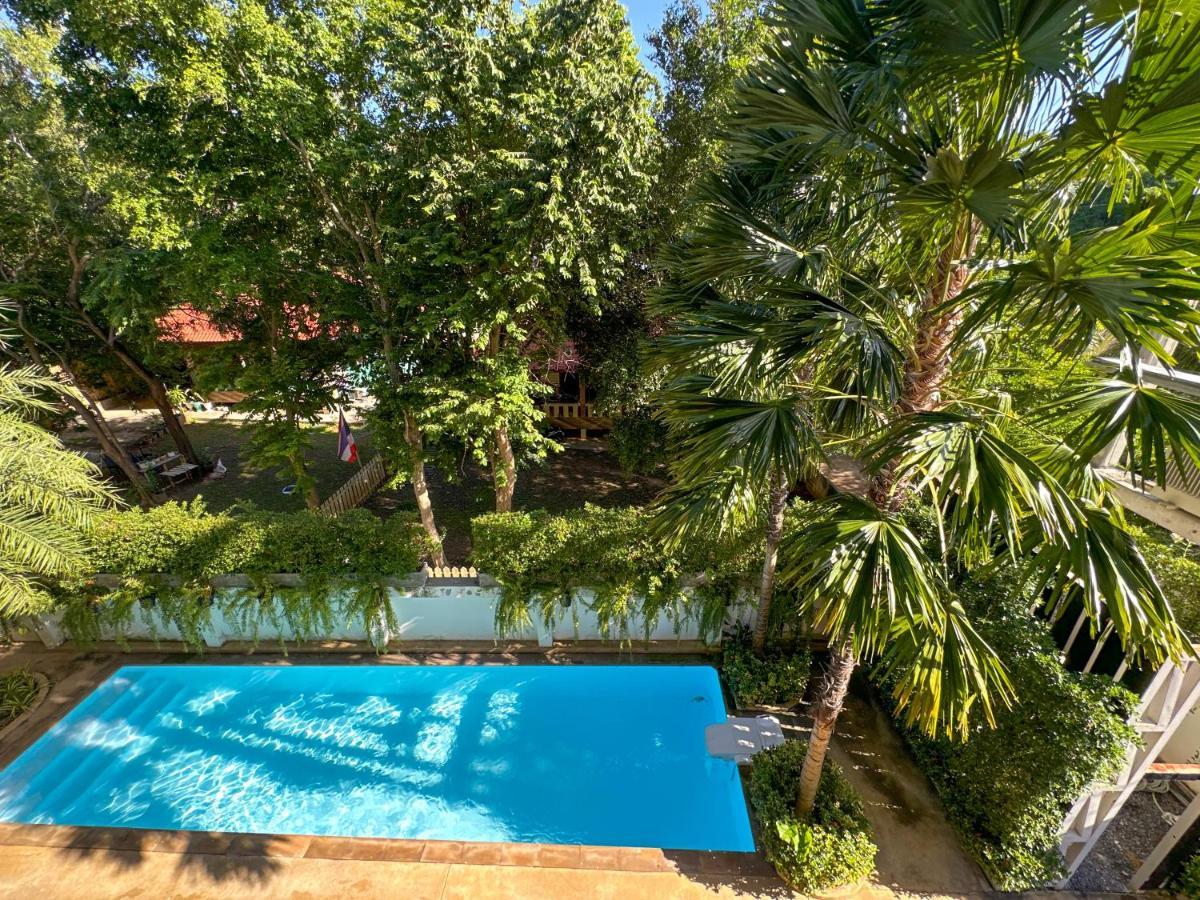 With Pool View Rbc 319 By Ibg *