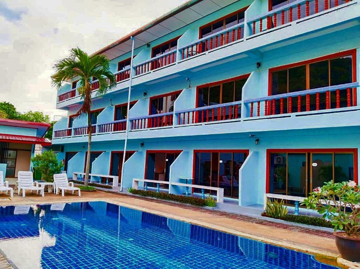 Hotel Cozy Nanai Patong