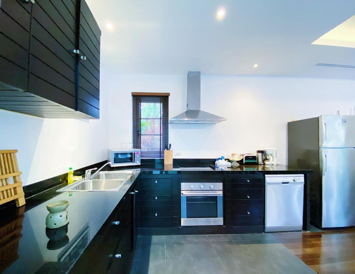 Beautiful 2br Pool Walk To Bangtao And Catch Club Villa *