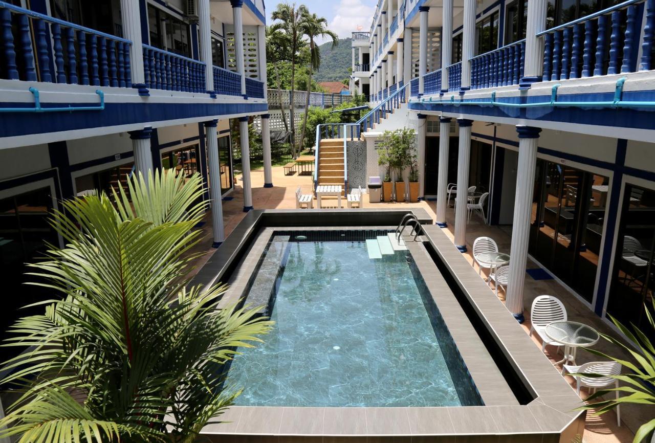 The Club - Strand Kamala