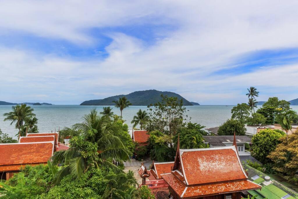 Attractive Seaview 4br Private Pool * Ban Saiyuan