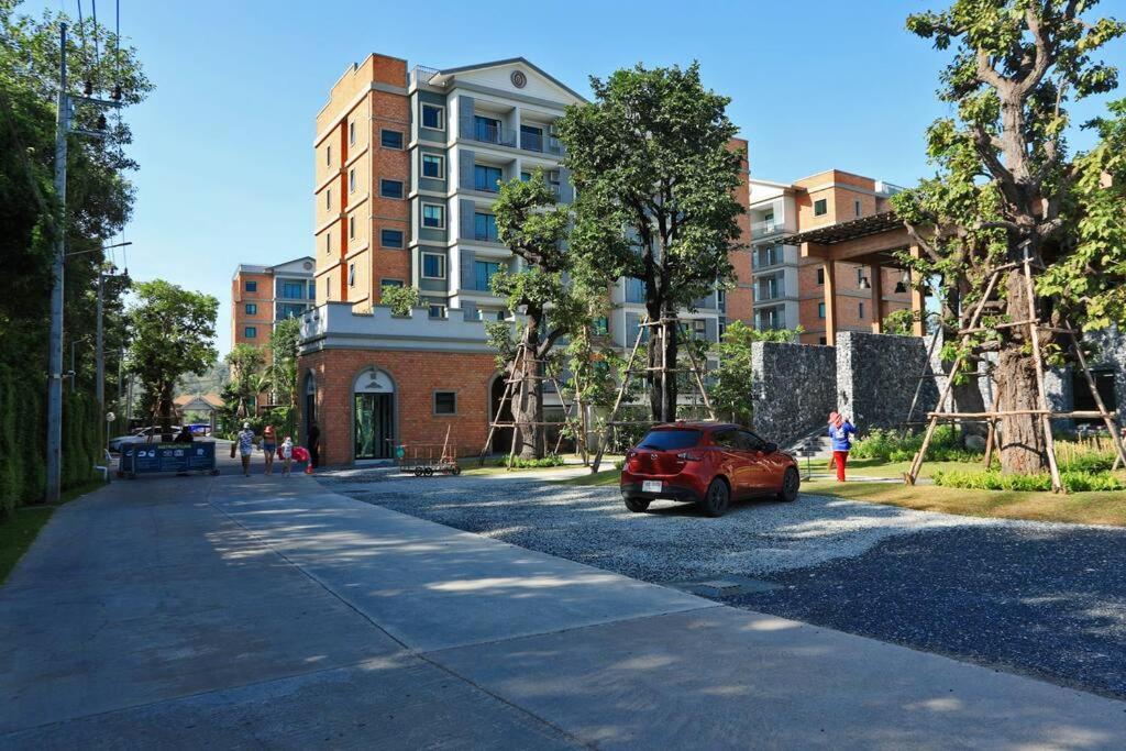 B704 Mountain View In Title Apartment Phuket