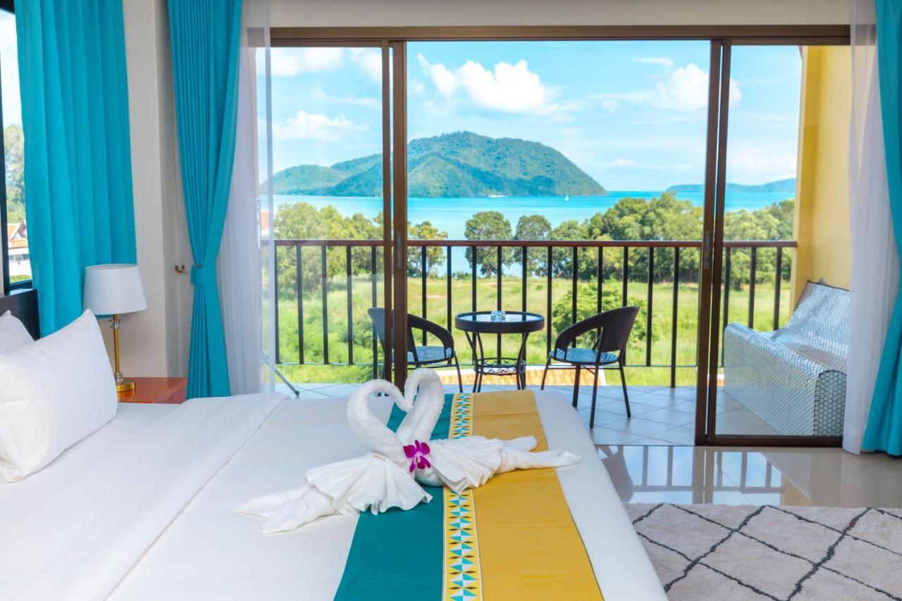 Phuket Kana International Hotel普吉岛卡娜国际酒店 Hotel
