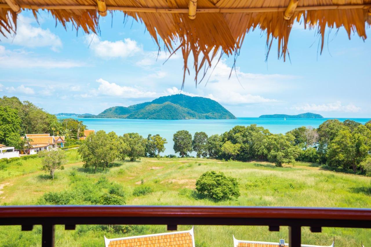 Phuket Kana International Hotel普吉岛卡娜国际酒店 4* Rawai