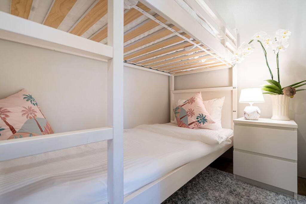 2-bedrooms Rawai Near Brend New Apartment Ban Saiyuan