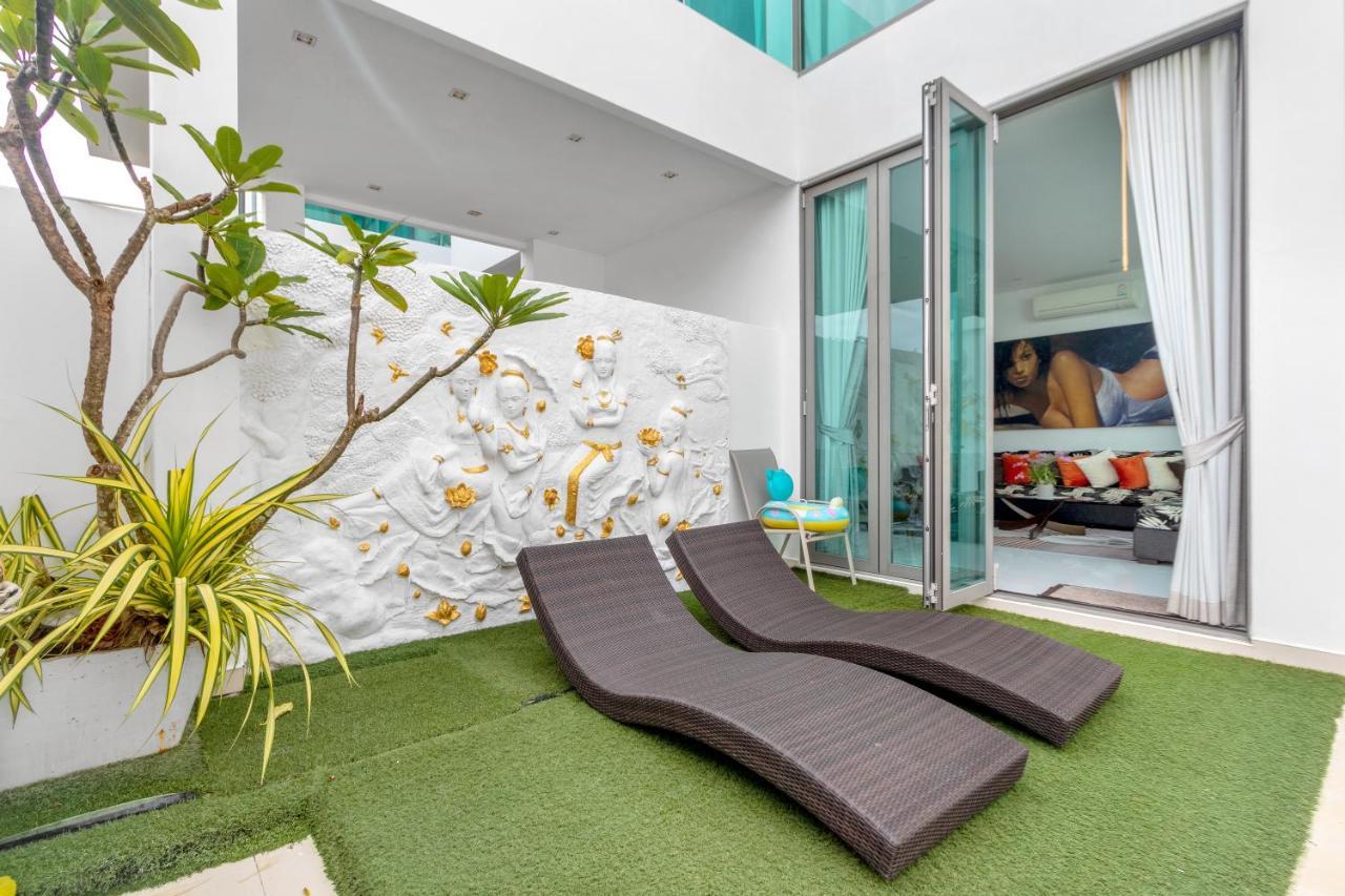 【luxury】private Pool Villa, Perfect For Vacation. Walk 700 Meters To 【with Complete Living Facilities And Convenient Transportation】 *