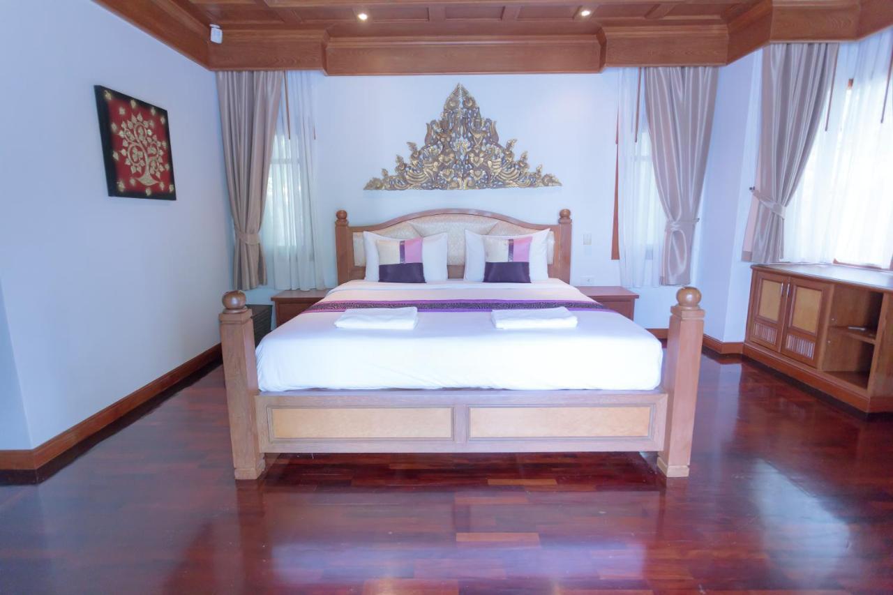Classic Thai Style Cozy Pool Garden *