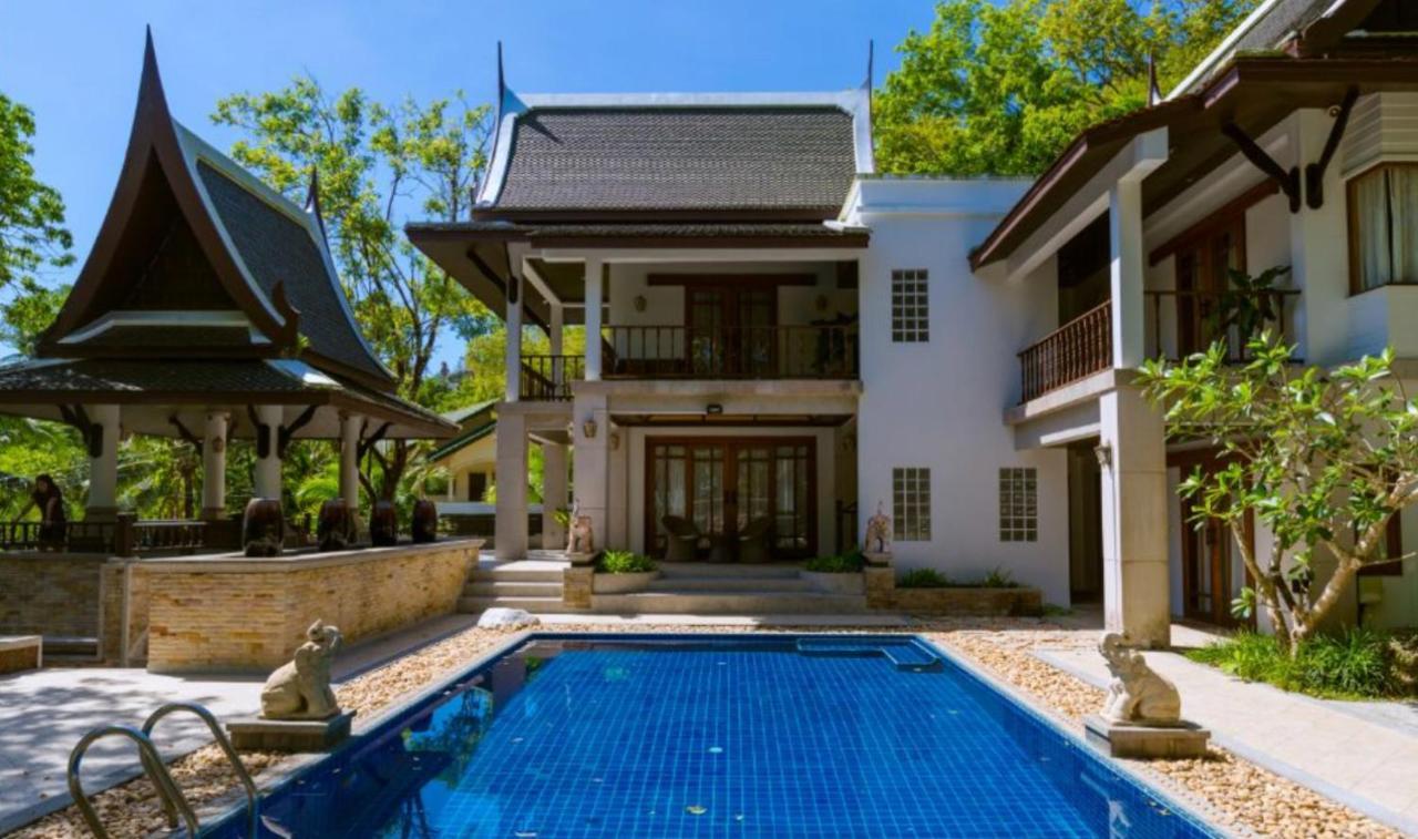 Classic Thai Style Cozy Pool Garden