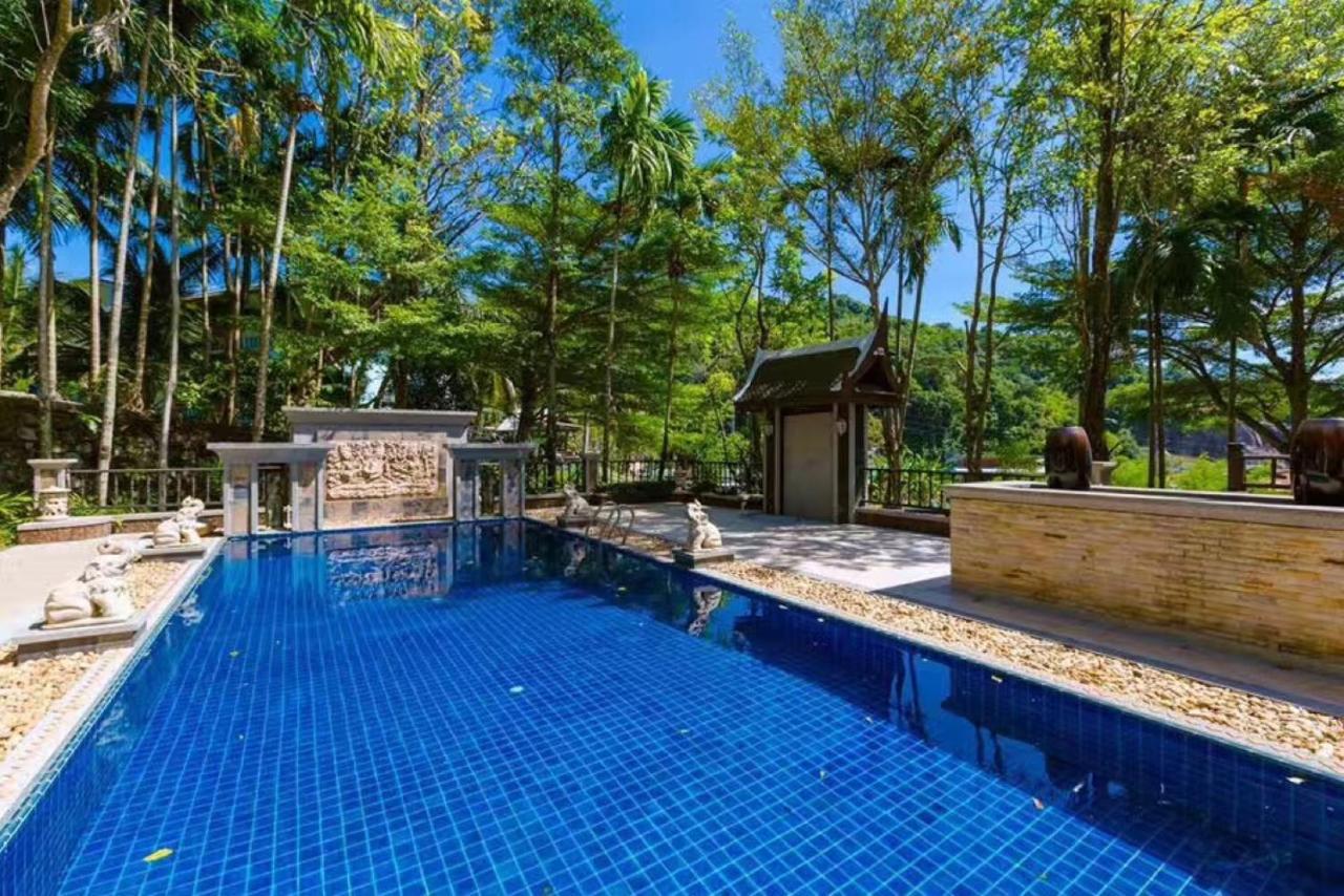 Classic Thai Style Cozy Pool Garden Patong