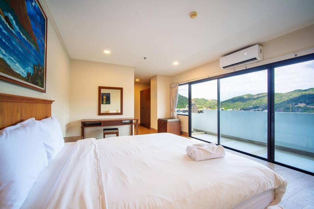 Tower Deluxe Seaview 2br1901 * Patong