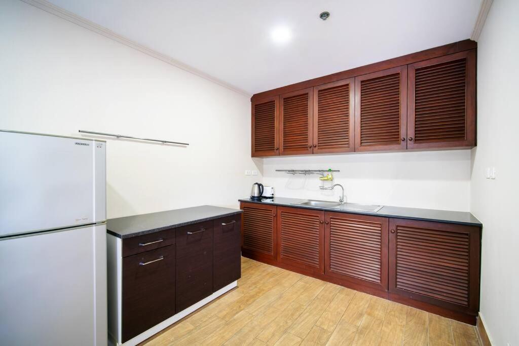 Apartment Tower Deluxe Seaview 2br1901 *