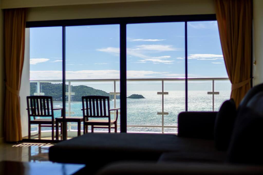 Apartment Tower Superior Seaview 3br- 2301 Patong