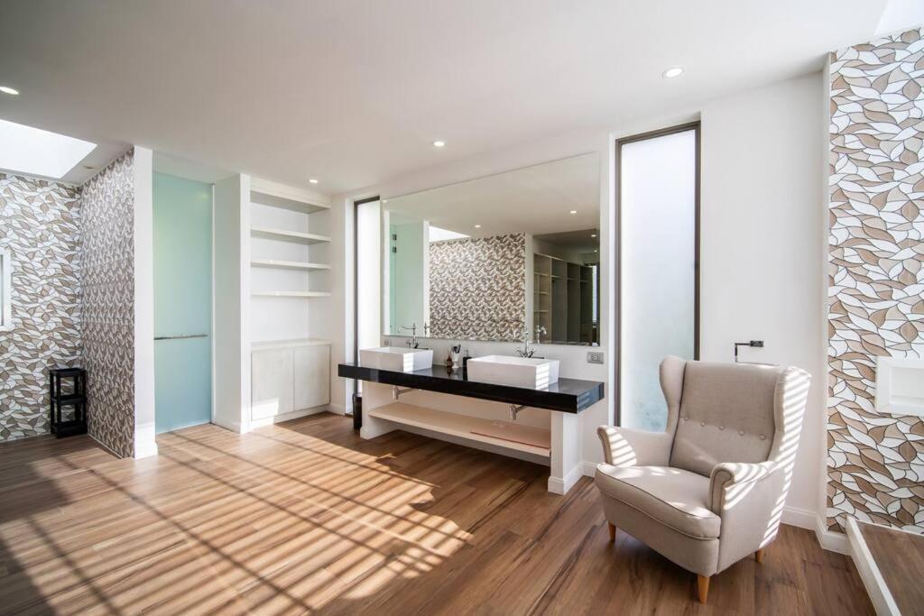 Kamala Seaview Moon Shadow 6 Bedroom,w/chef *