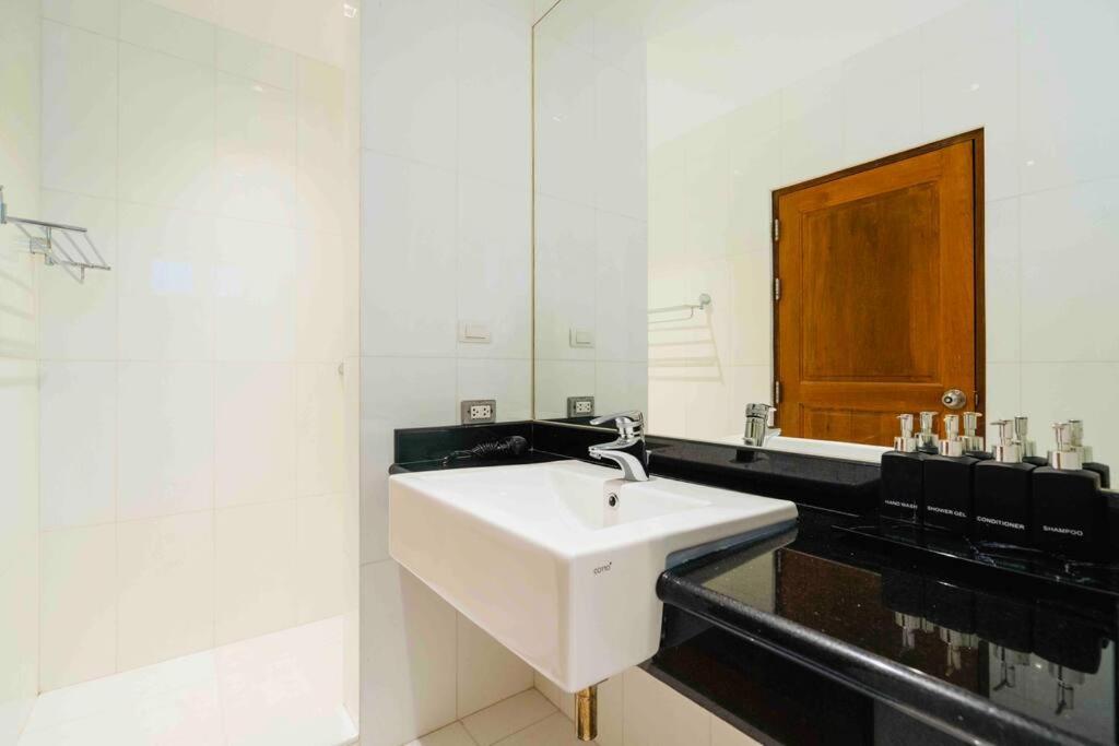 Beachfront 4 Bedrooms Penthouse With Breathtaking Sea View Ban Ao Makham
