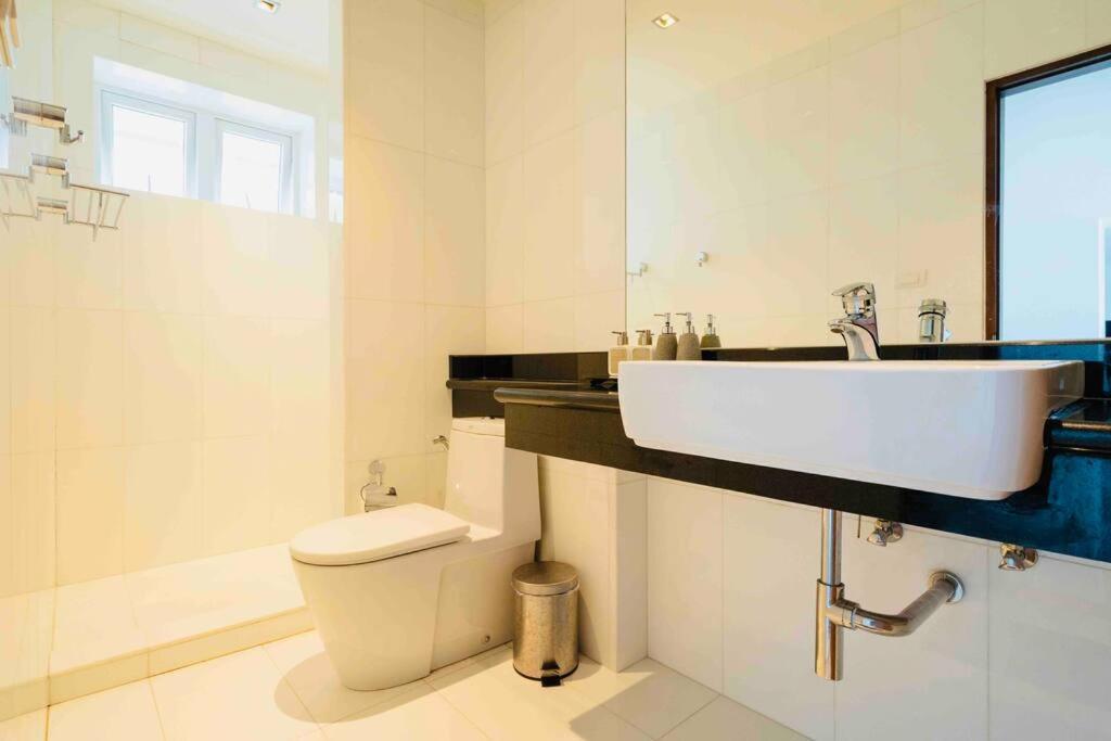 Beachfront 4 Bedrooms Penthouse With Breathtaking Sea View Apartment Ban Ao Makham
