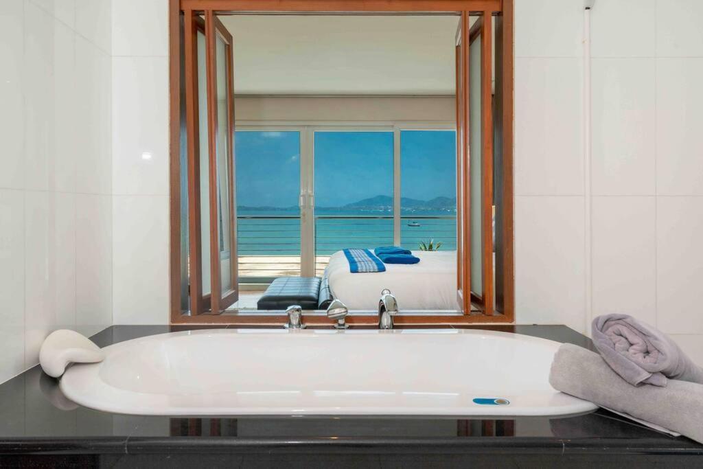 Beachfront 4 Bedrooms Penthouse With Breathtaking Sea View Ban Ao Makham