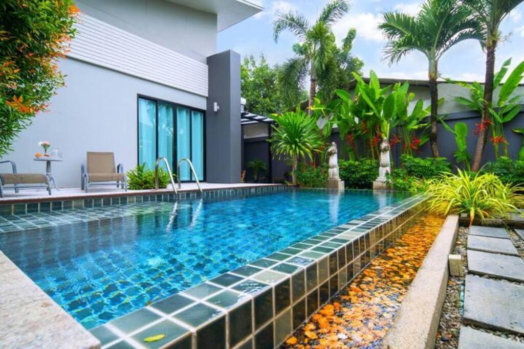 Charming - Lovely 2 Bedrooms House With Pool *
