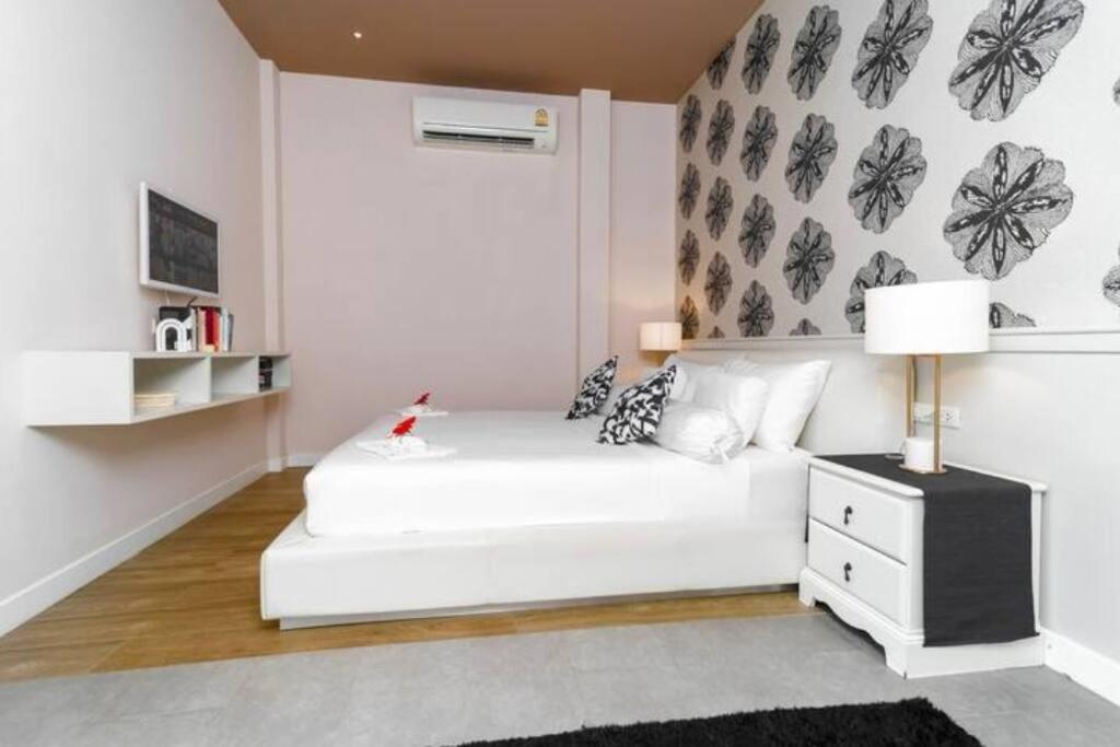 Charming - Lovely 2 Bedrooms House With Pool *