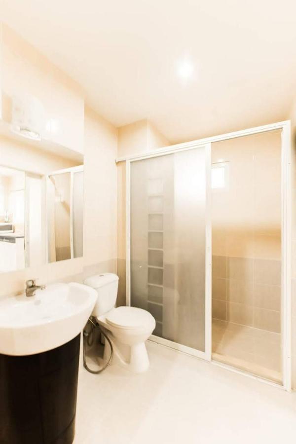 Palm Breeze Apartment *