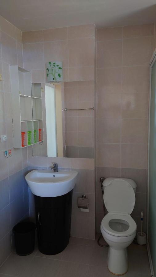Palm Breeze Apartment