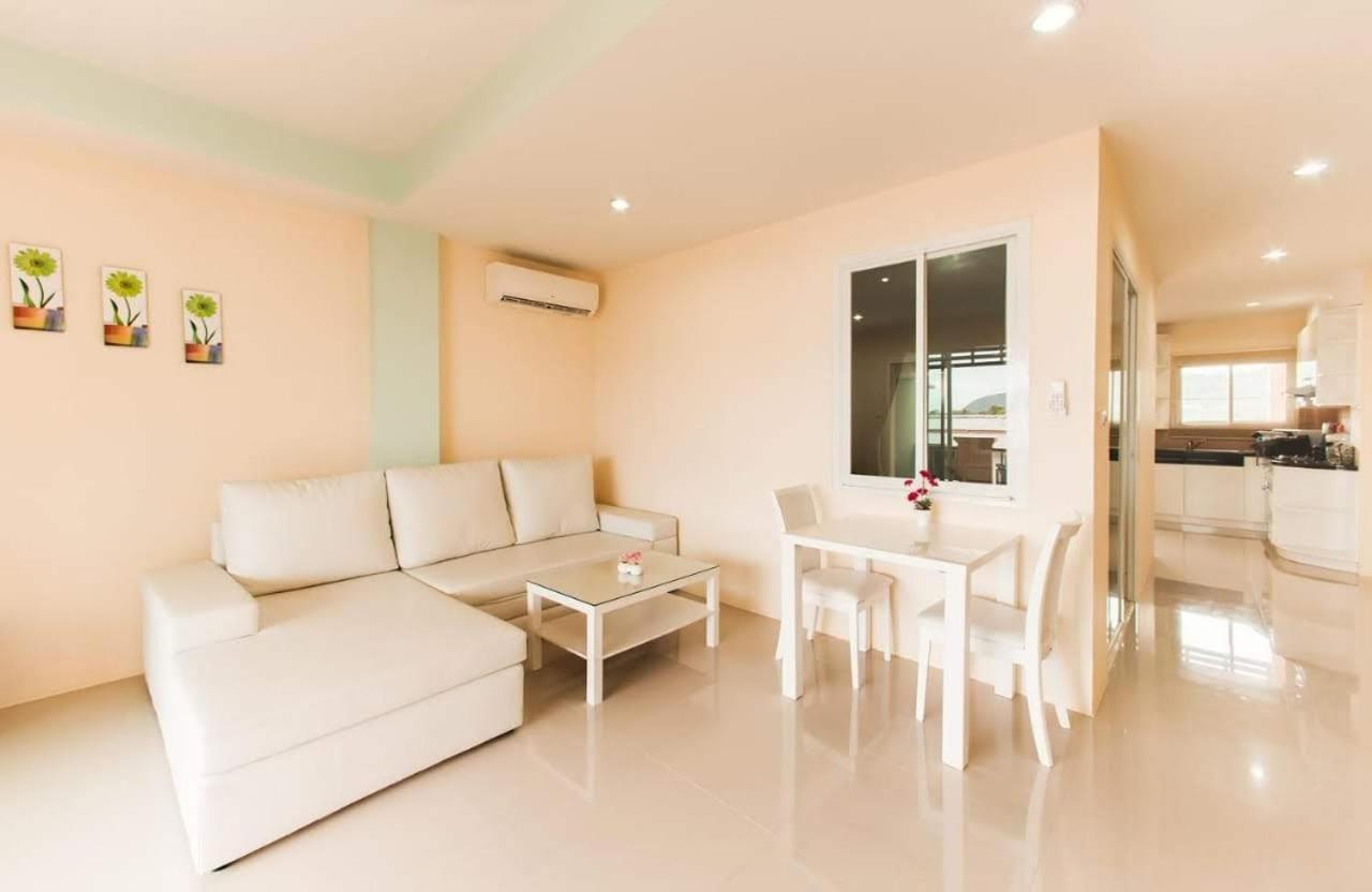 Apartment Palm Breeze