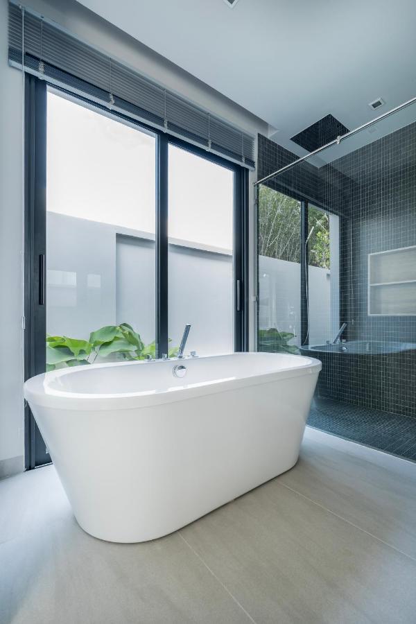 Space Botanica Modern Loft Ban Pak Lak