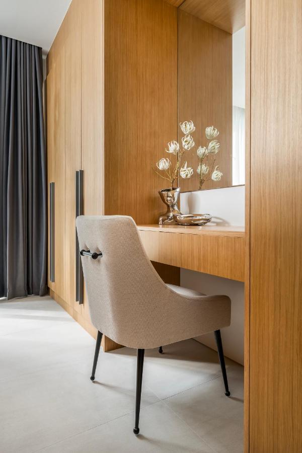 Space Botanica Modern Loft Villa *
