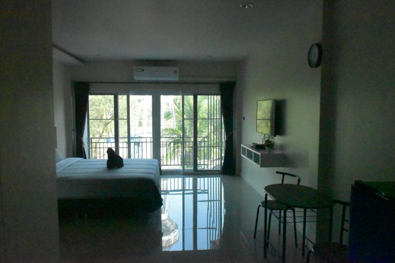 Hotel Triple J Hometel