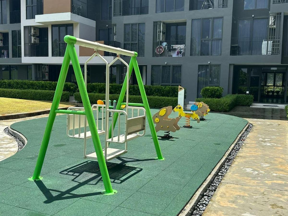 Apartment Modern 2-bedroom Apartments. Skypark Laguna Bang Tao Beach (Phuket)