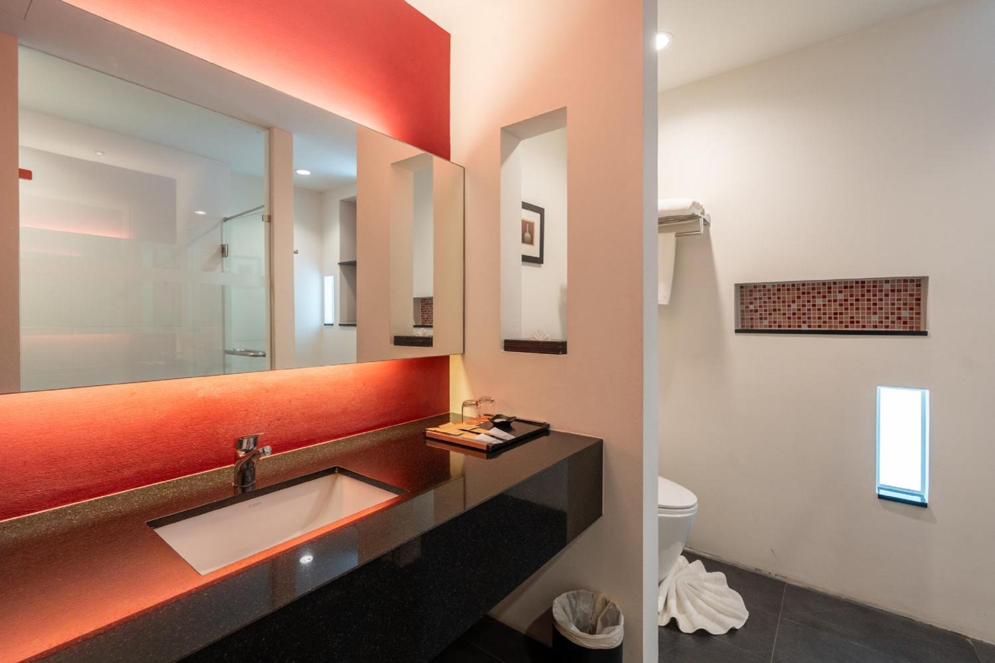 Tinidee Golf Phuket - Sha Extra