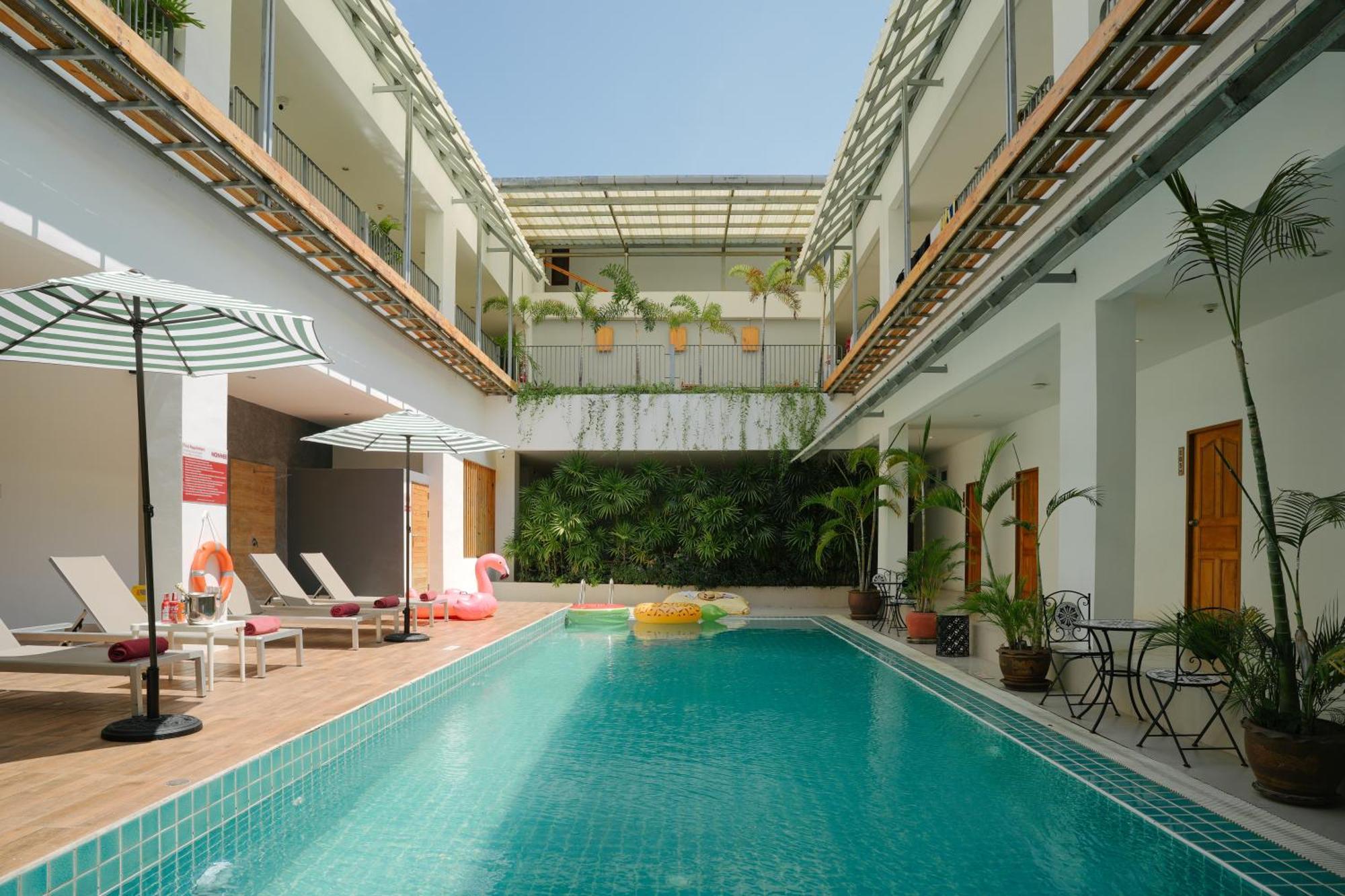 Hostel Nonnee Phuket Strand Kata