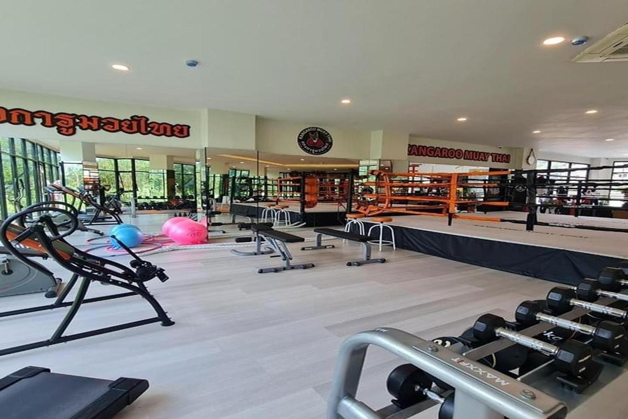 Hotel The Par Phuket Sha 4*