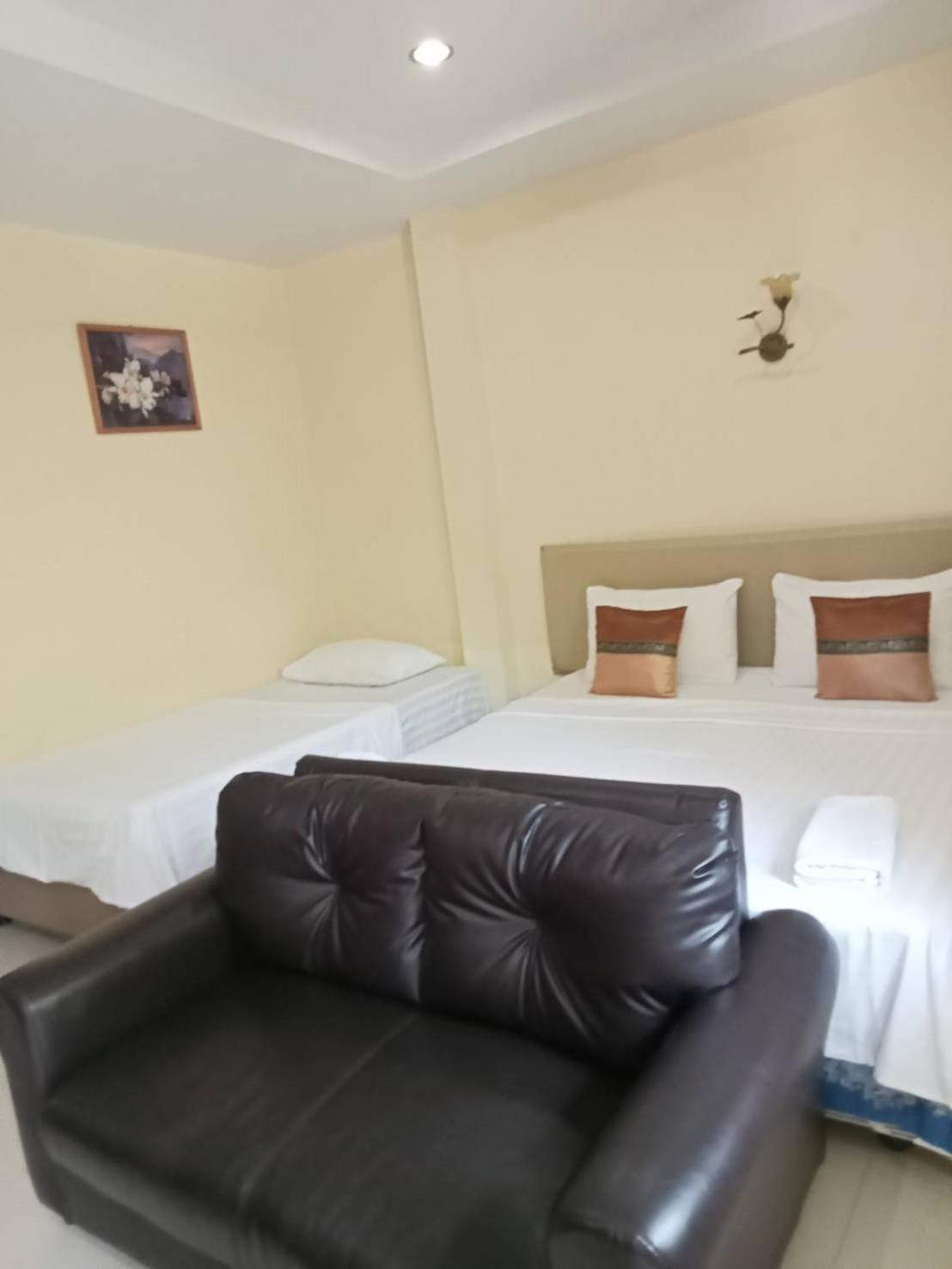 Guest house Wattana Nai Yang