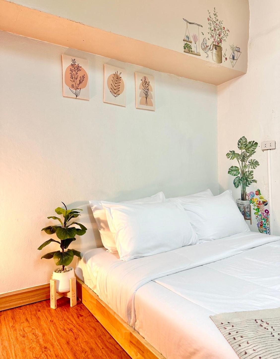 Montana & Phuket Hotel 3*
