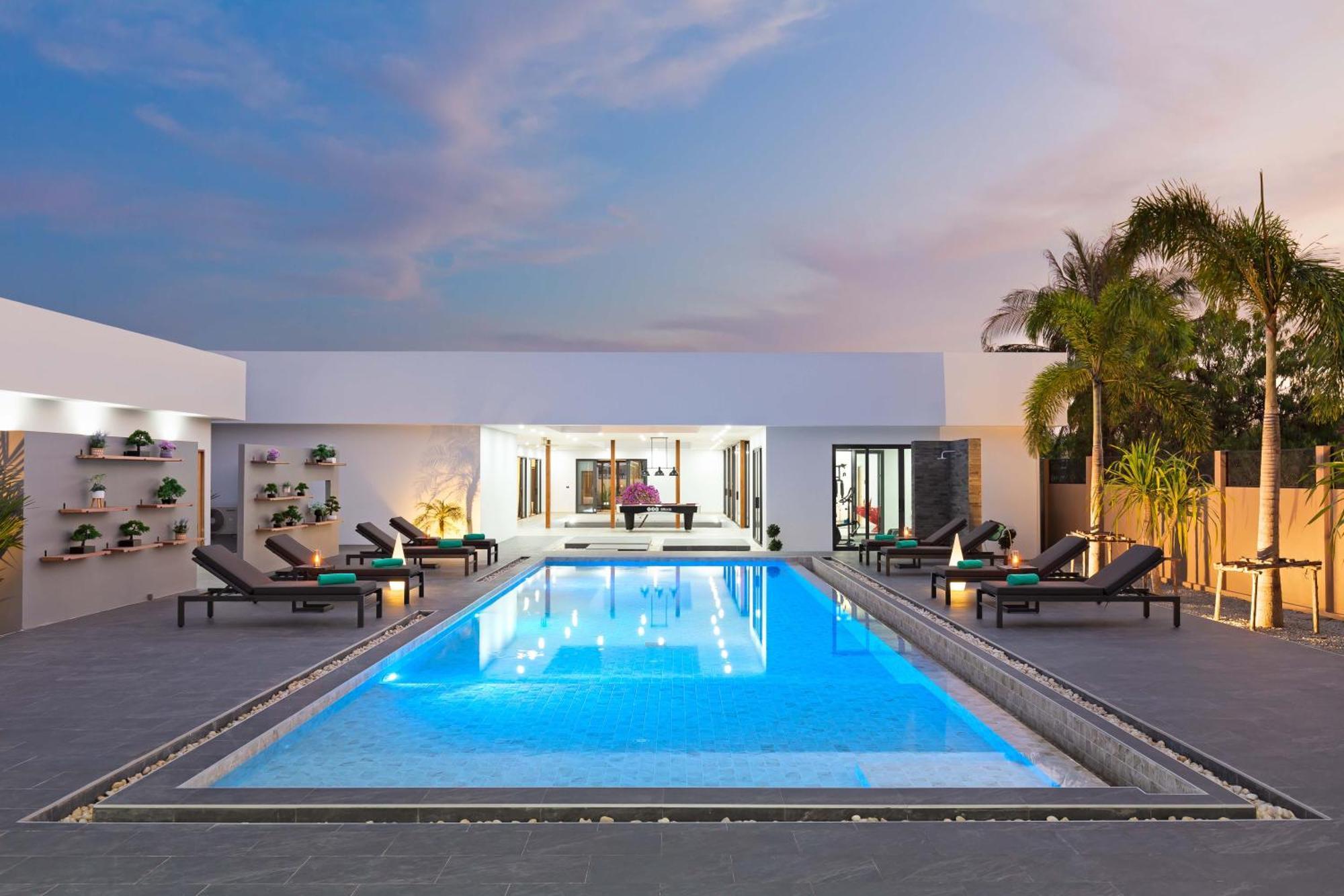 Brand-new 8br Private Pool Mystic Garden