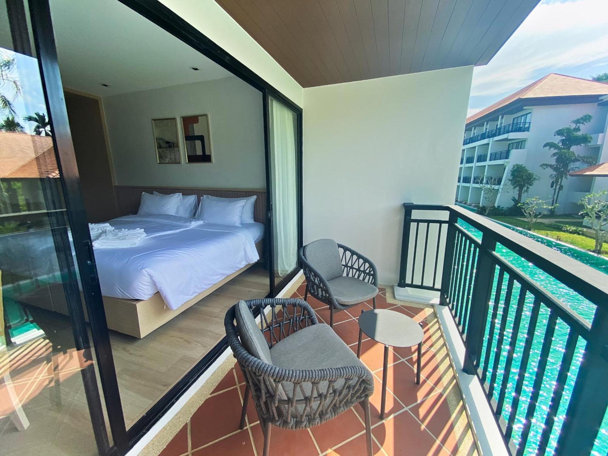 Estella Phuket Hotel