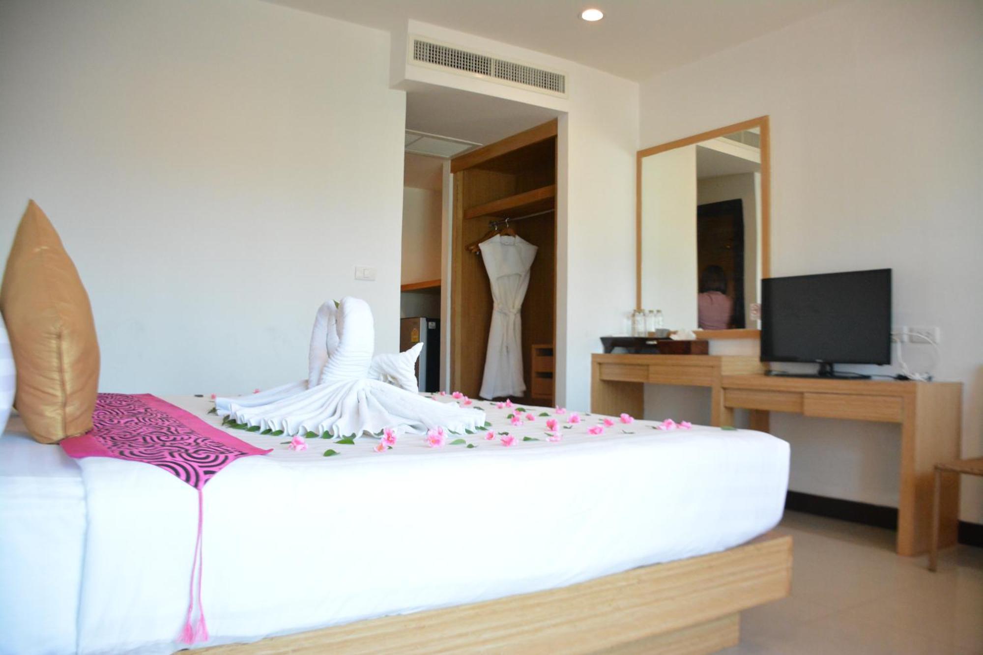 Zephyr Grand Hotel