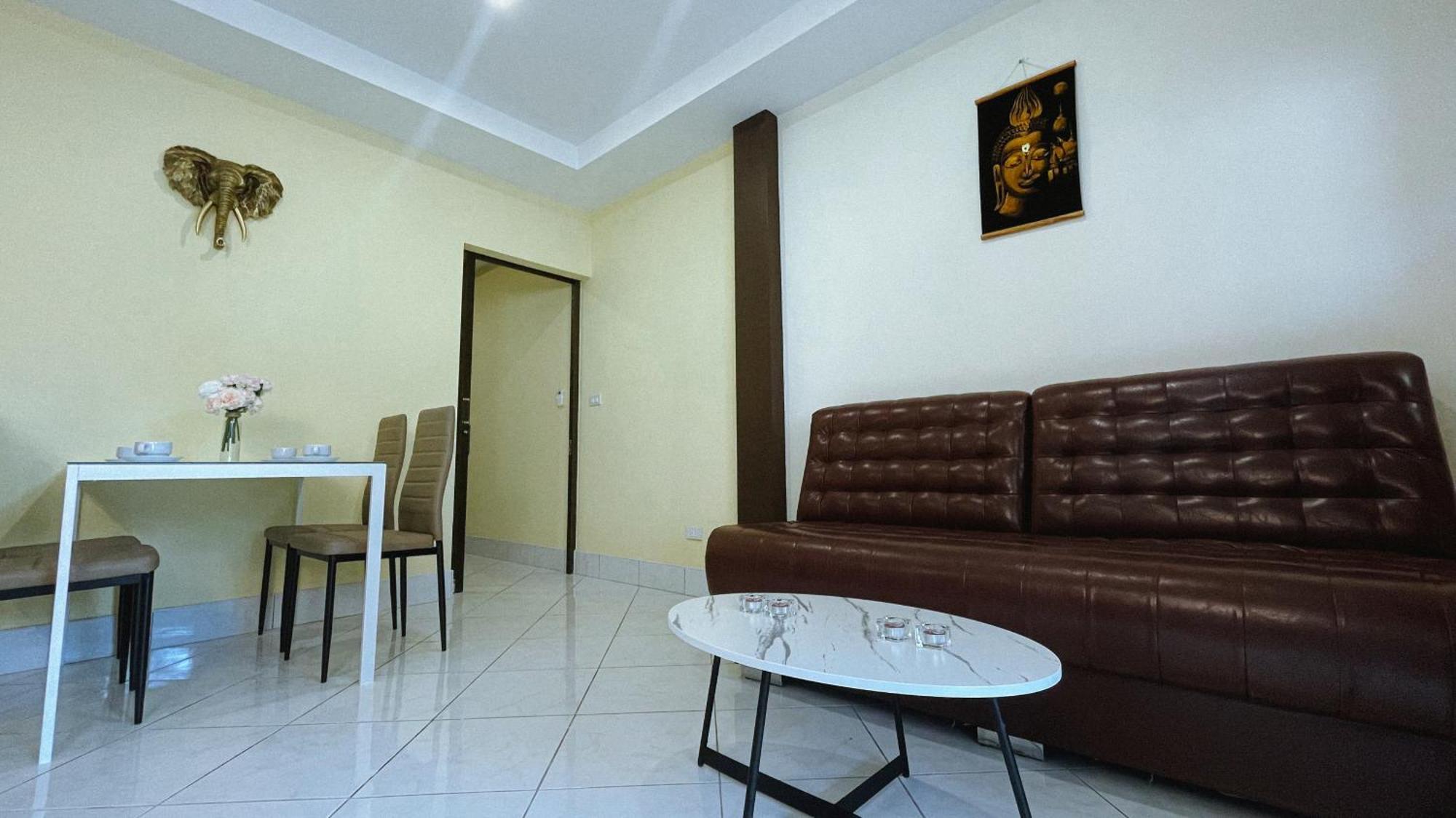 Blackberry Apartment *