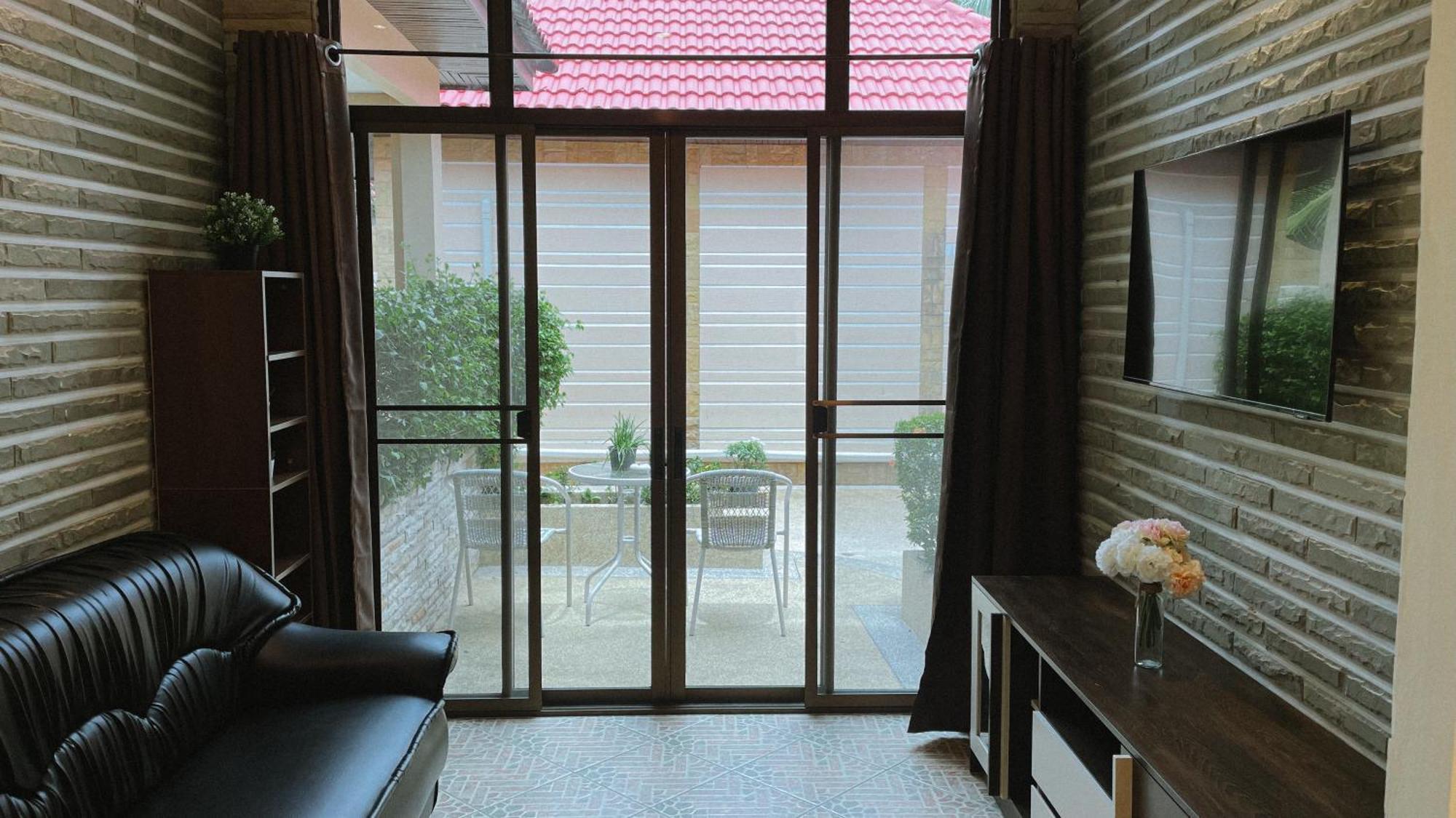 Blackberry Apartment Rawai