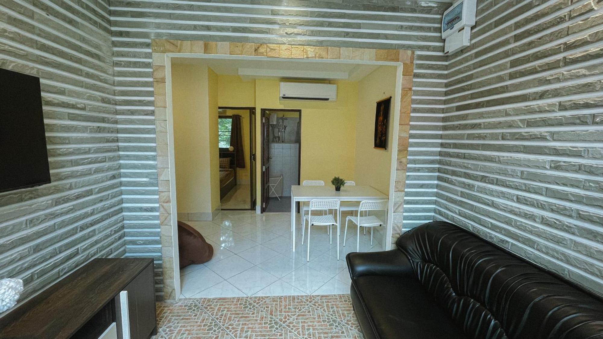 Blackberry Apartment