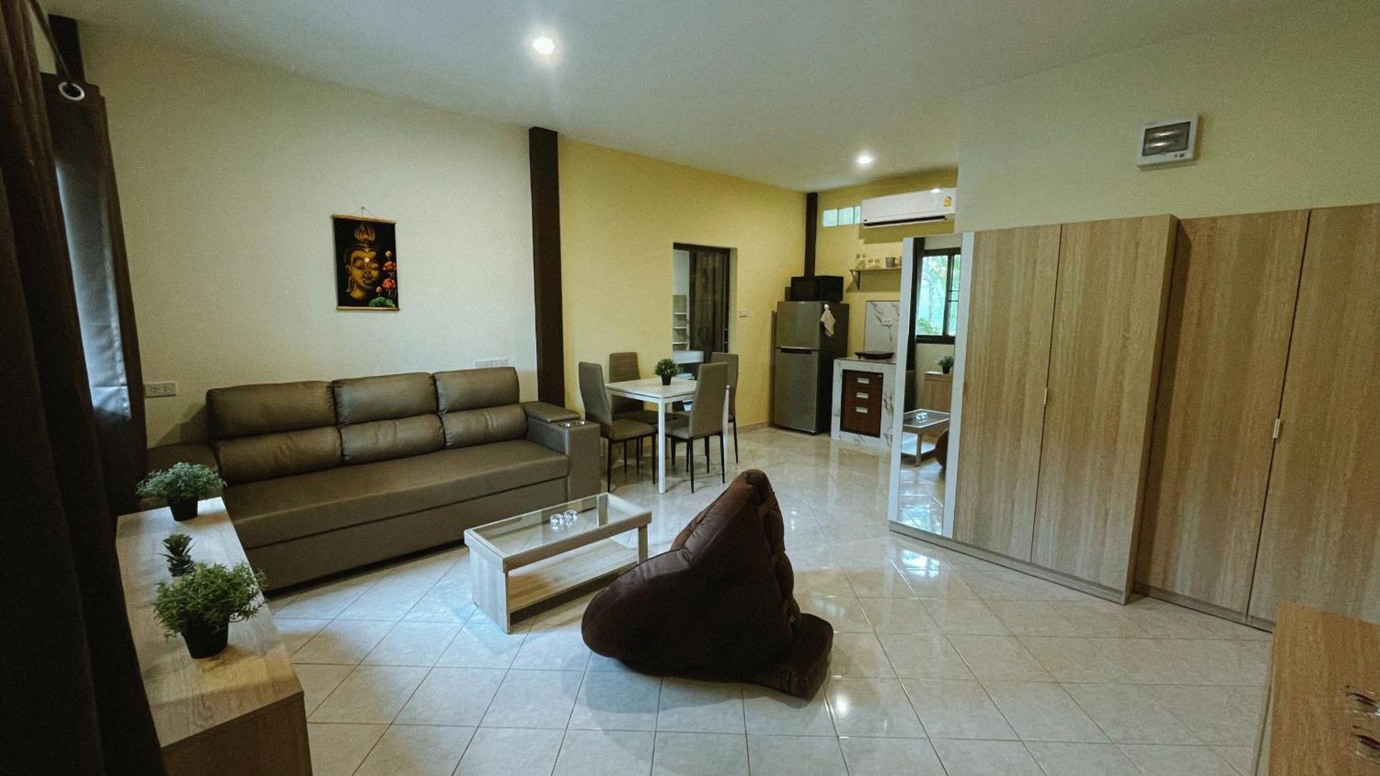 Blackberry Apartment