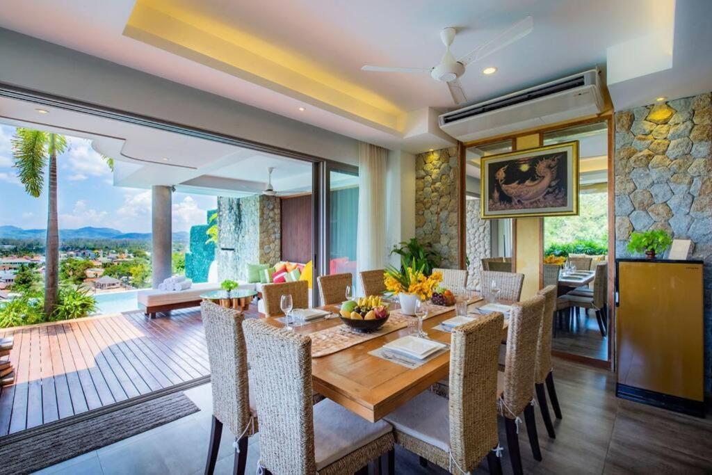 Sea View Villa, Bangtao 4 Bedrooms *