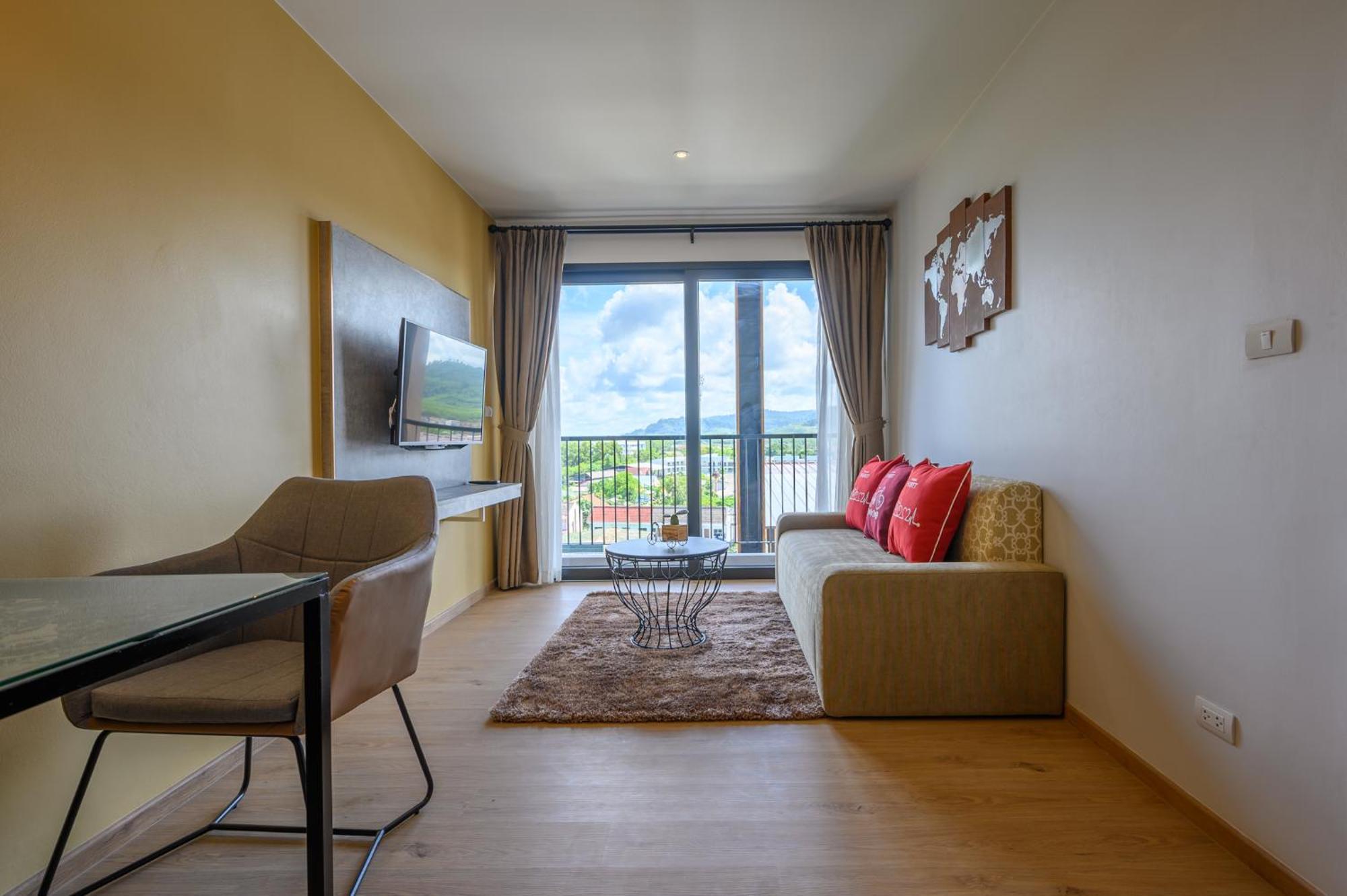 Hotel Tour De Phuket - Sha