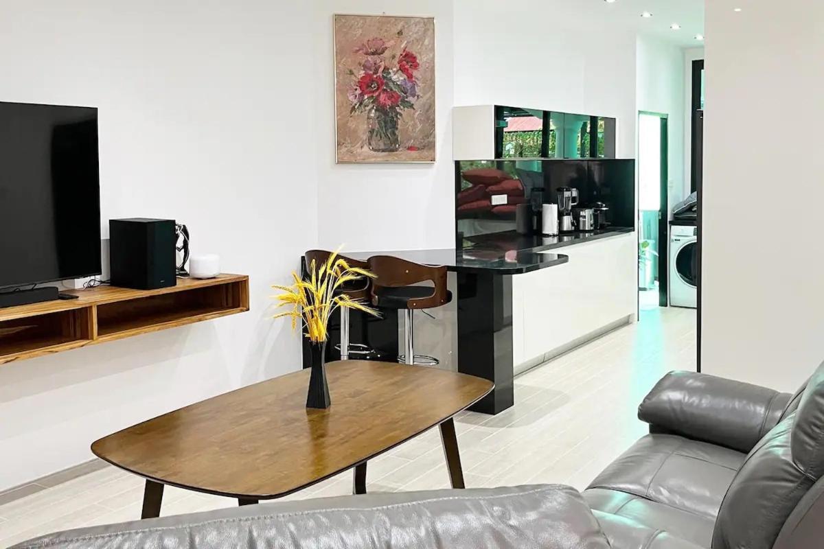 Peacefully 3 Bedrooms Pool Villa *