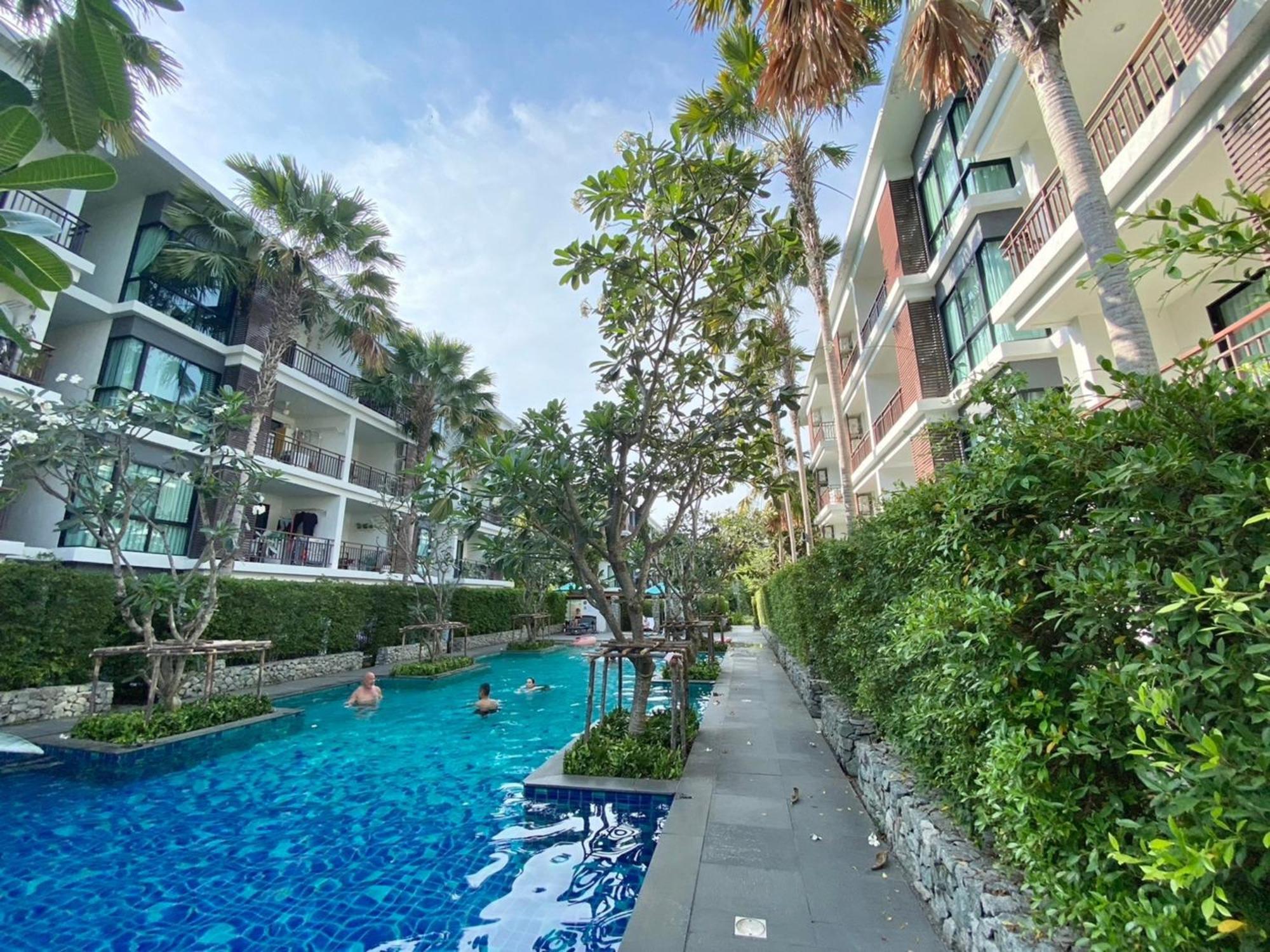 Apartment Title - 279 *